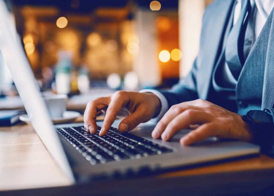 17 Side Jobs You Can Do While Also Working Full Time